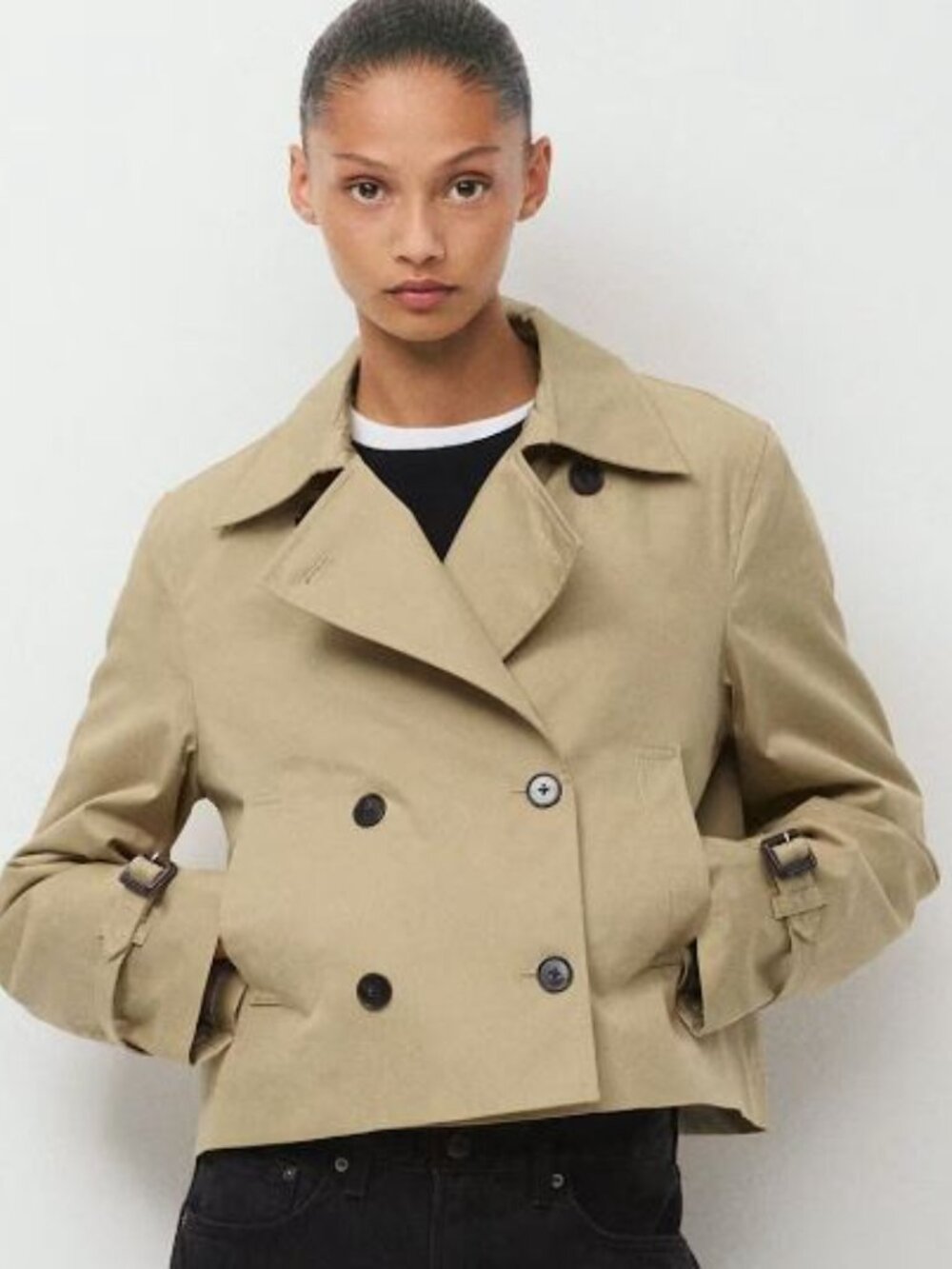 Aritzia Cropped Trench Coat – Size Medium